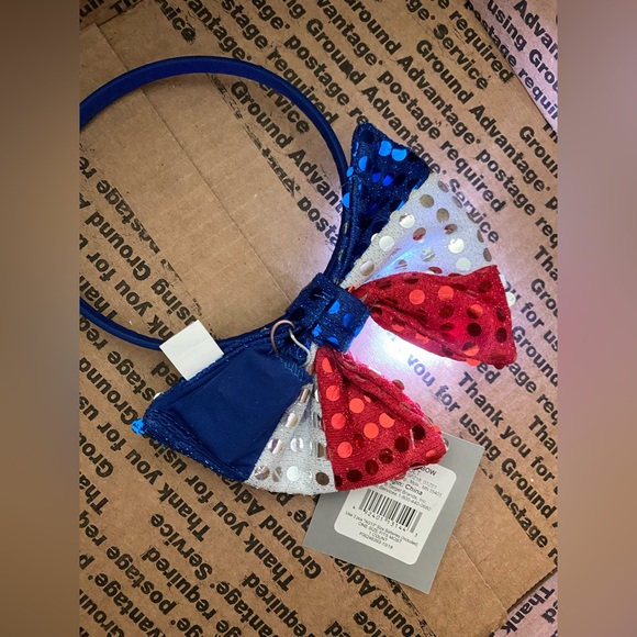 Spritz Sequin Light-Up Patriotic Bow Headband in Blue, Red & White - Picture 7 of 7